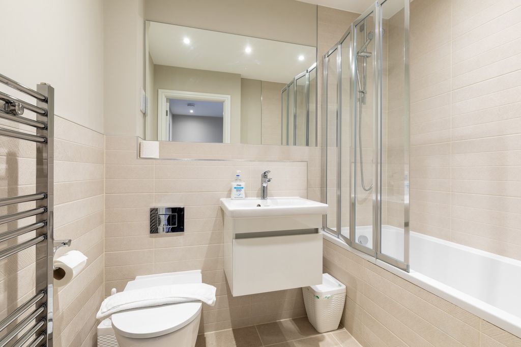 Additional image 6 of 3 bed terraced house to rentThe Hollow, Bath, Somerset BA2