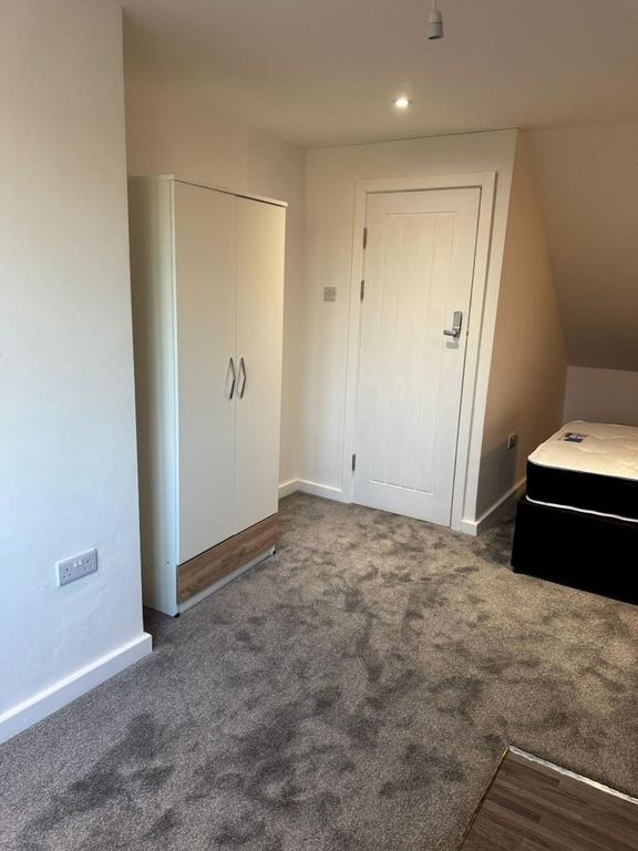Additional image 2 of 6 bed terraced house to rentWalbrook Road, Derby DE23
