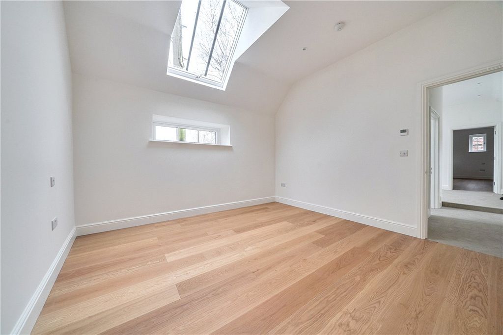 Additional image 8 of 2 bed semi-detached house to rentEnborne Street, Enborne, Newbury, Berkshire RG20