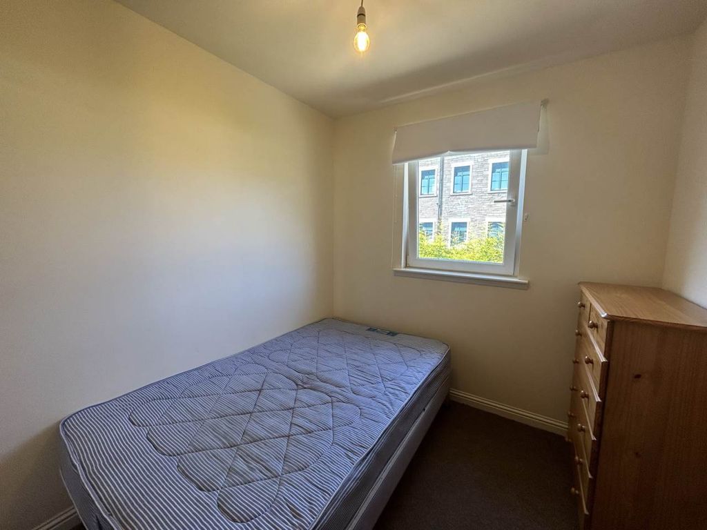 Additional image 16 of 5 bed town house to rentBrook Gardens, Dundee DD1