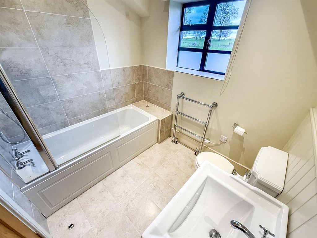 Additional image 12 of 5 bed detached bungalow to rentWhittington, Oswestry SY11