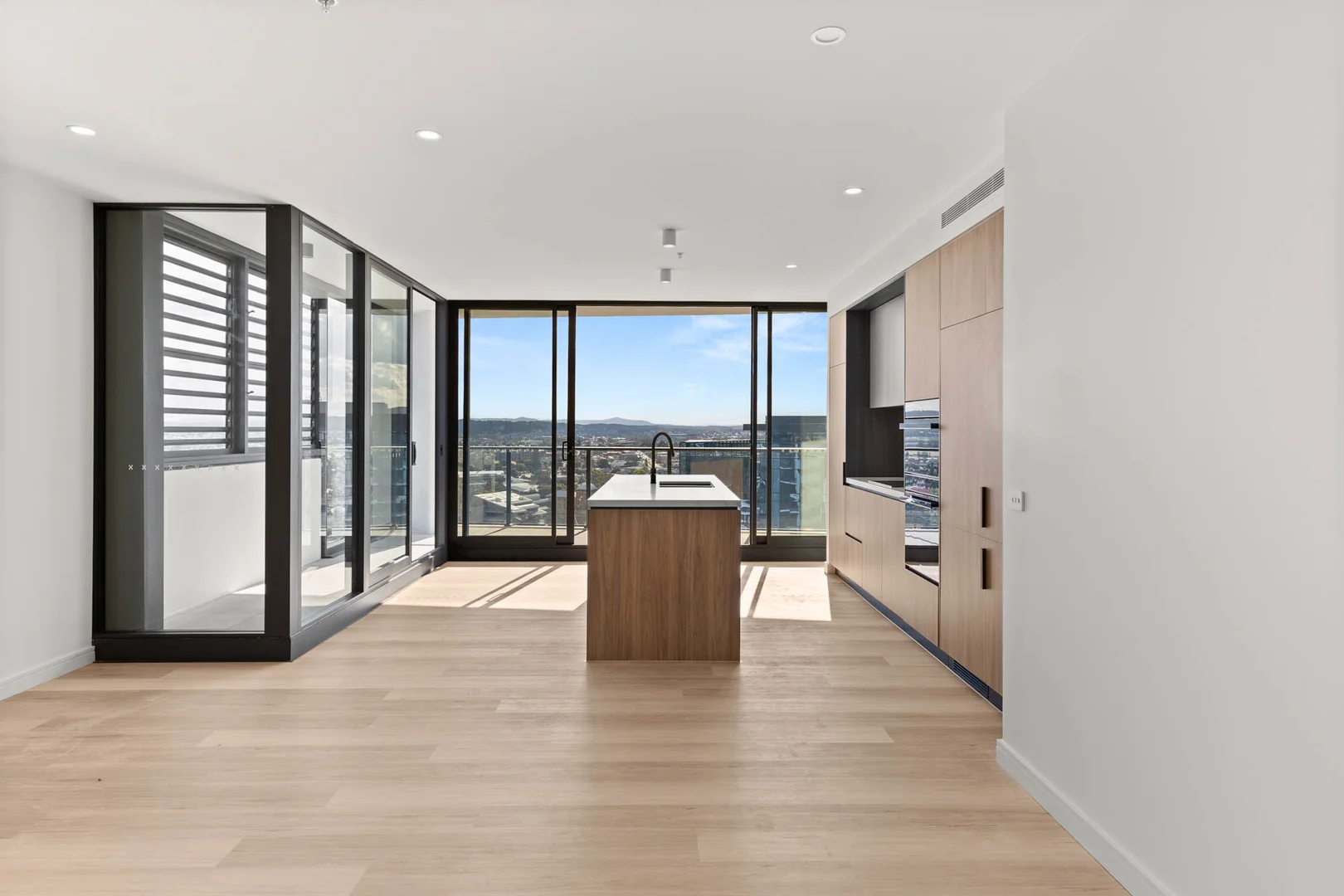 Additional image 5 of 1401/11 National Park Street, Newcastle NSW 2300