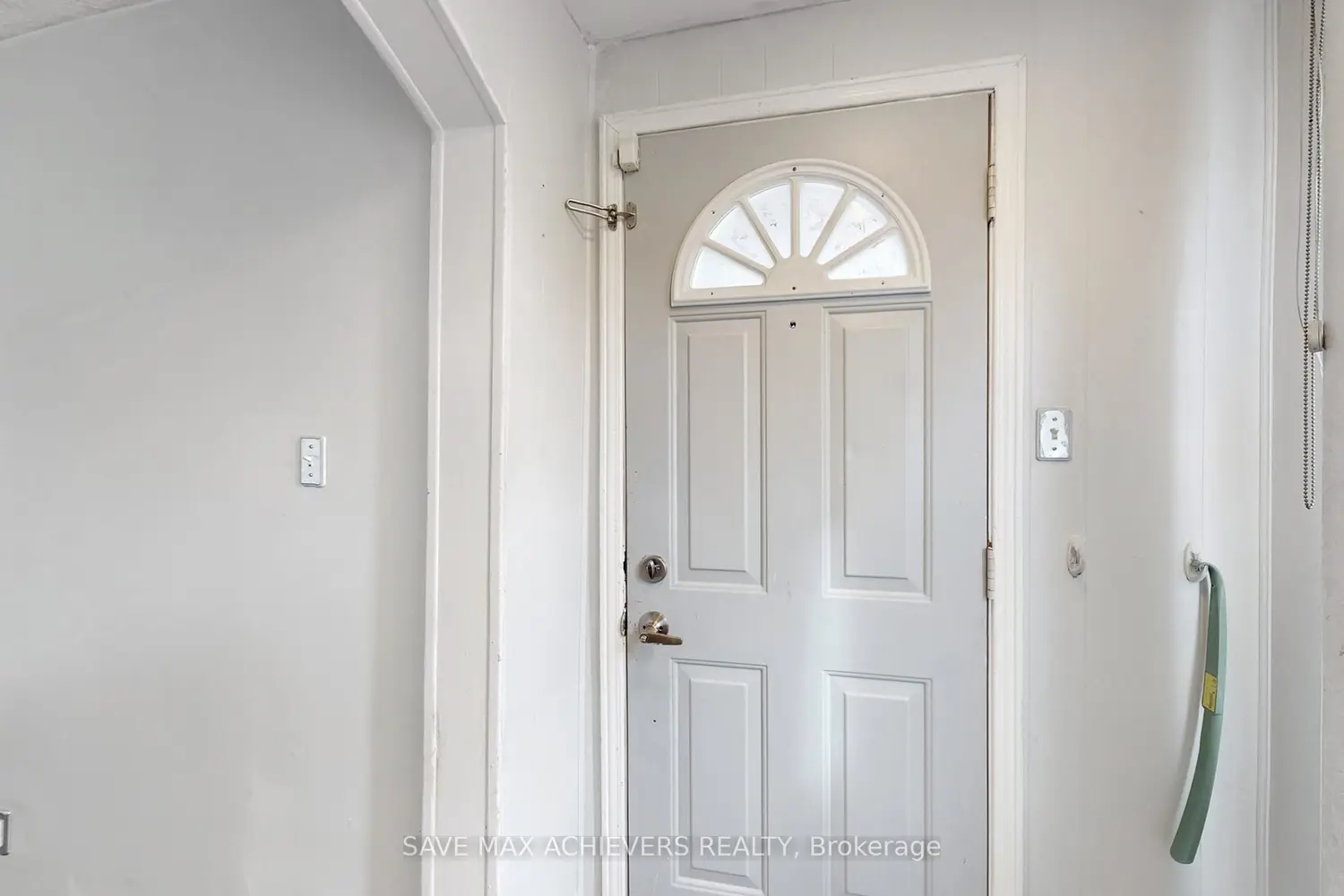 Additional image 18 of 43 Normanhurst Avenue