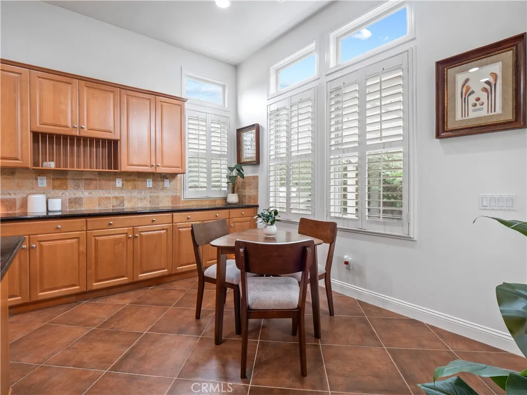 Additional image 70 of 25679 Smoketree Ln, Valencia, CA 91381