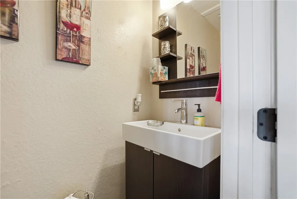 Additional image 11 of 15358 Apple Valley Rd, Apple Valley, CA 92307