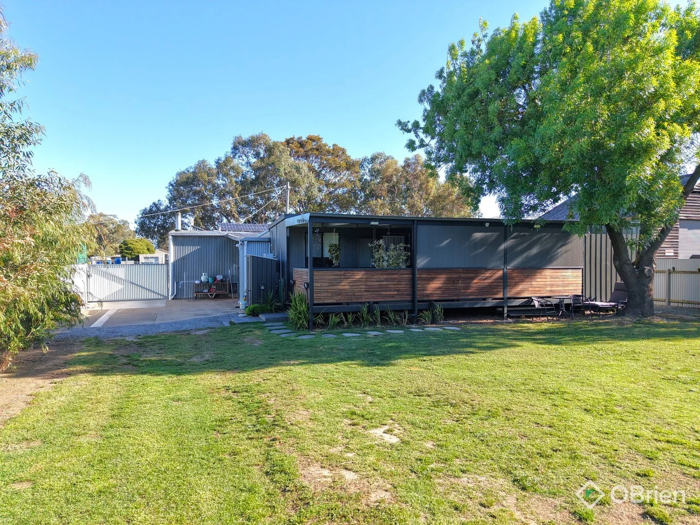136 Main Road, Lindenow VIC 3865