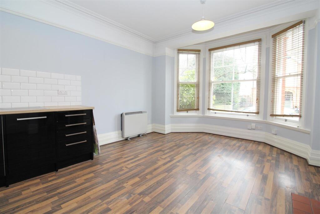 Additional image 5 of Avenue Road, St. Albans