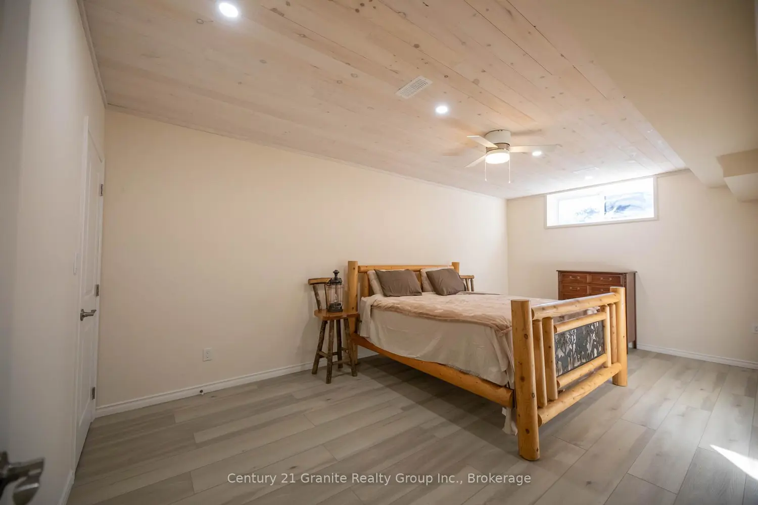 Additional image 9 of 1160 Kennisis Lake Road