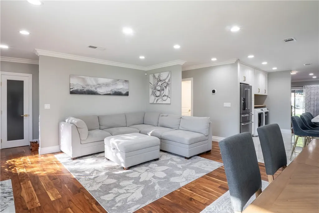 Additional image 45 of 5339 E Greenmeadow Rd, Long Beach, CA 90808