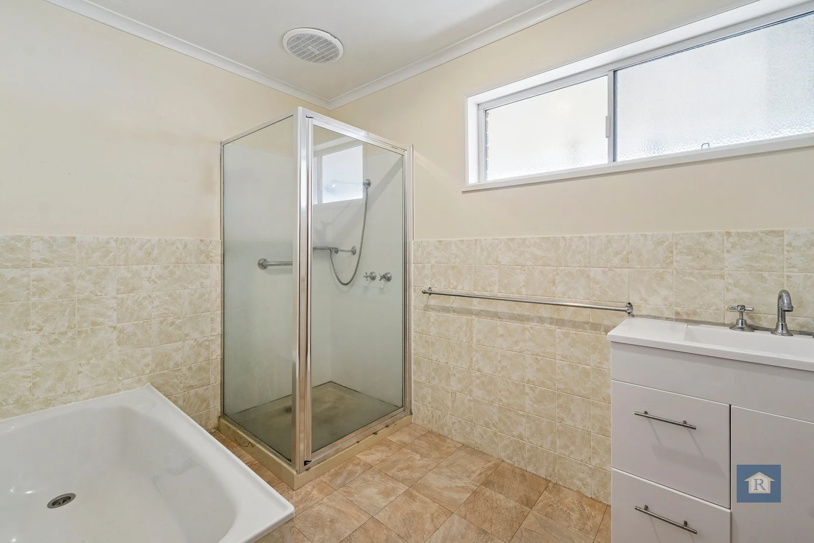 Additional image 7 of 2/4 Pollack Street, Colac VIC 3250