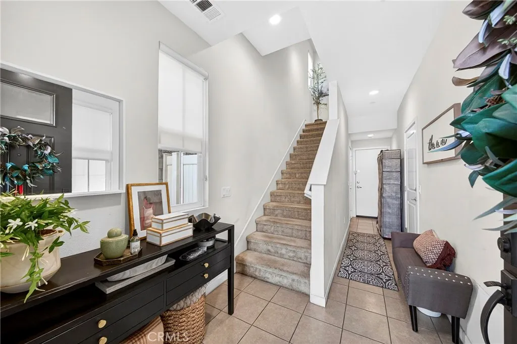 Additional image 3 of 390 N Bellarose Way, Anaheim, CA 92805