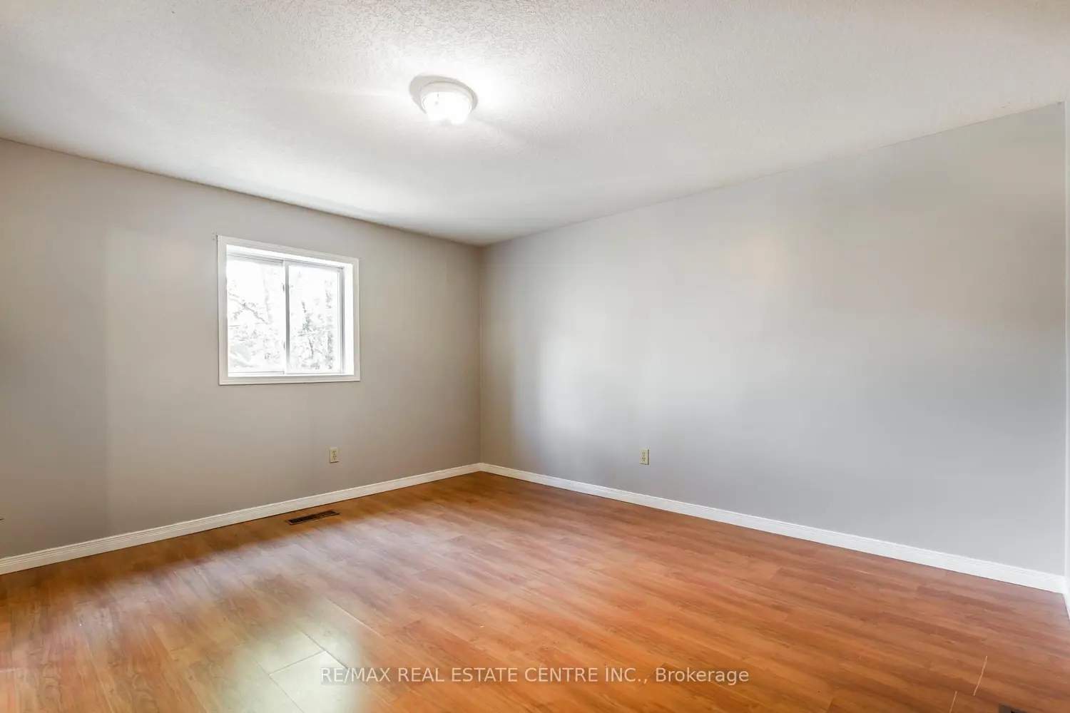 Additional image 16 of 104 Oakwood Avenue