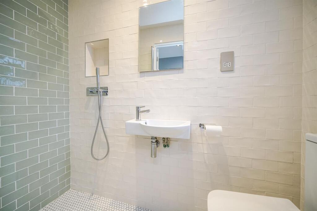 Additional image 25 of Napsbury Lane, St. Albans