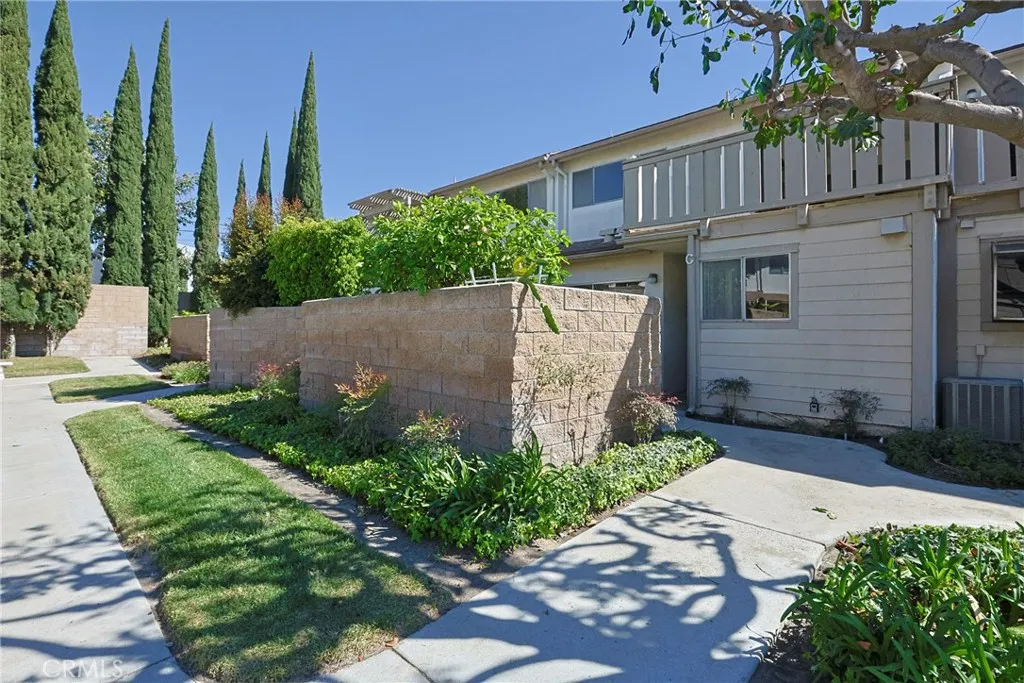 Additional image 2 of 5106 W 1st St, Santa Ana, CA 92703