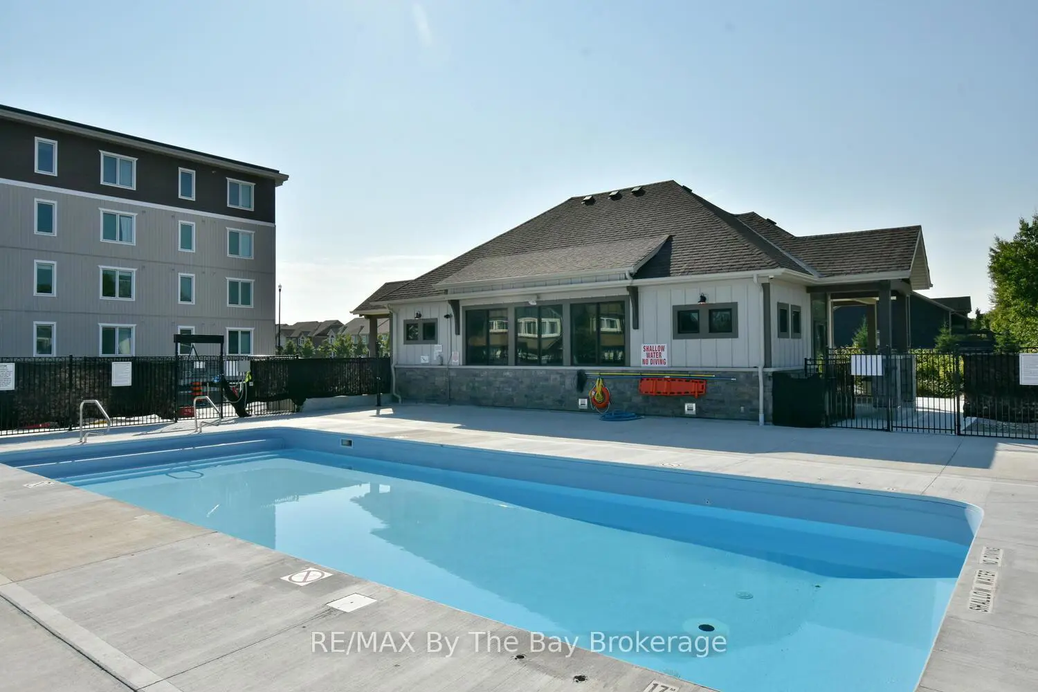 Additional image 3 of 17 Spooner Crescent 206