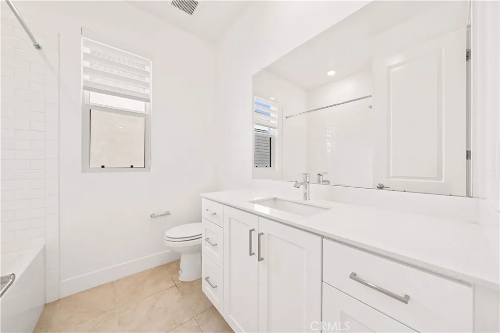 Additional image 90 of 102 Yugen, Irvine, CA 92618