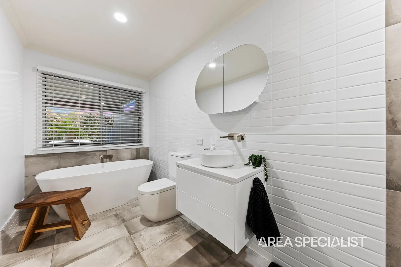 Additional image 5 of 12 Wheatley Court, Grantville VIC 3984