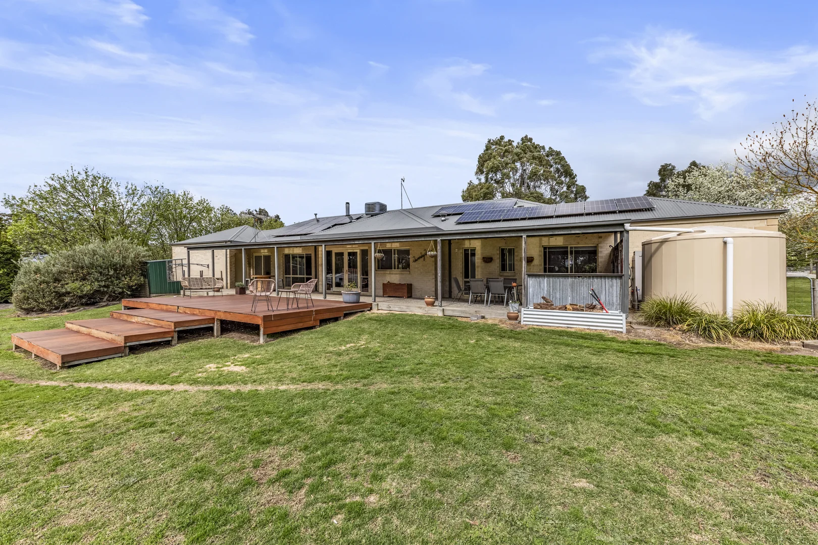 Additional image 25 of 4 Hague Court, Drouin VIC 3818