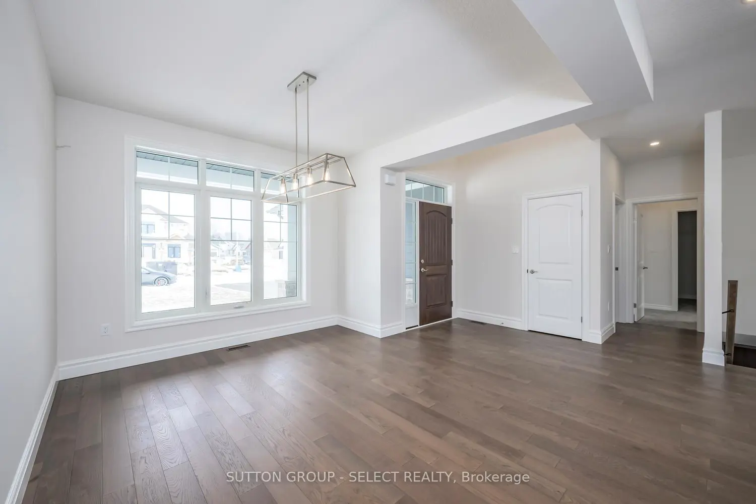 Additional image 4 of 7 Spruce Crescent