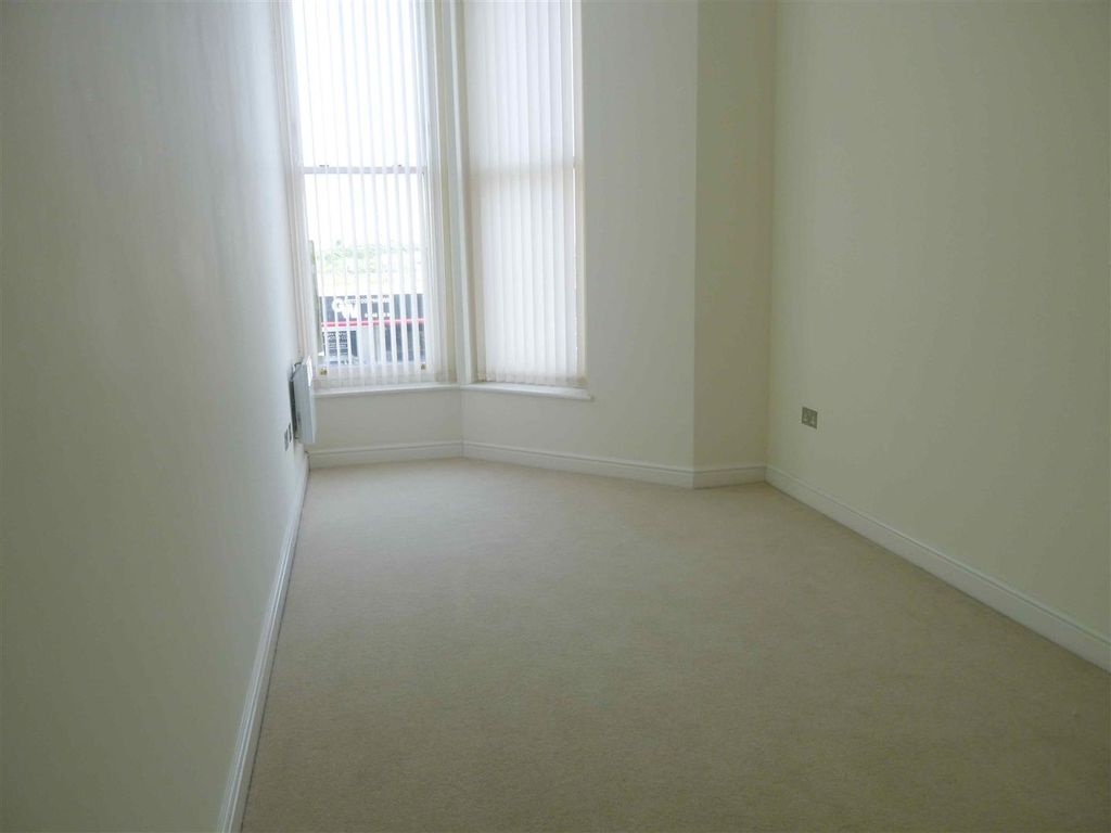 Additional image 5 of 2 bed flat to rentWindsor Court, Barry CF62