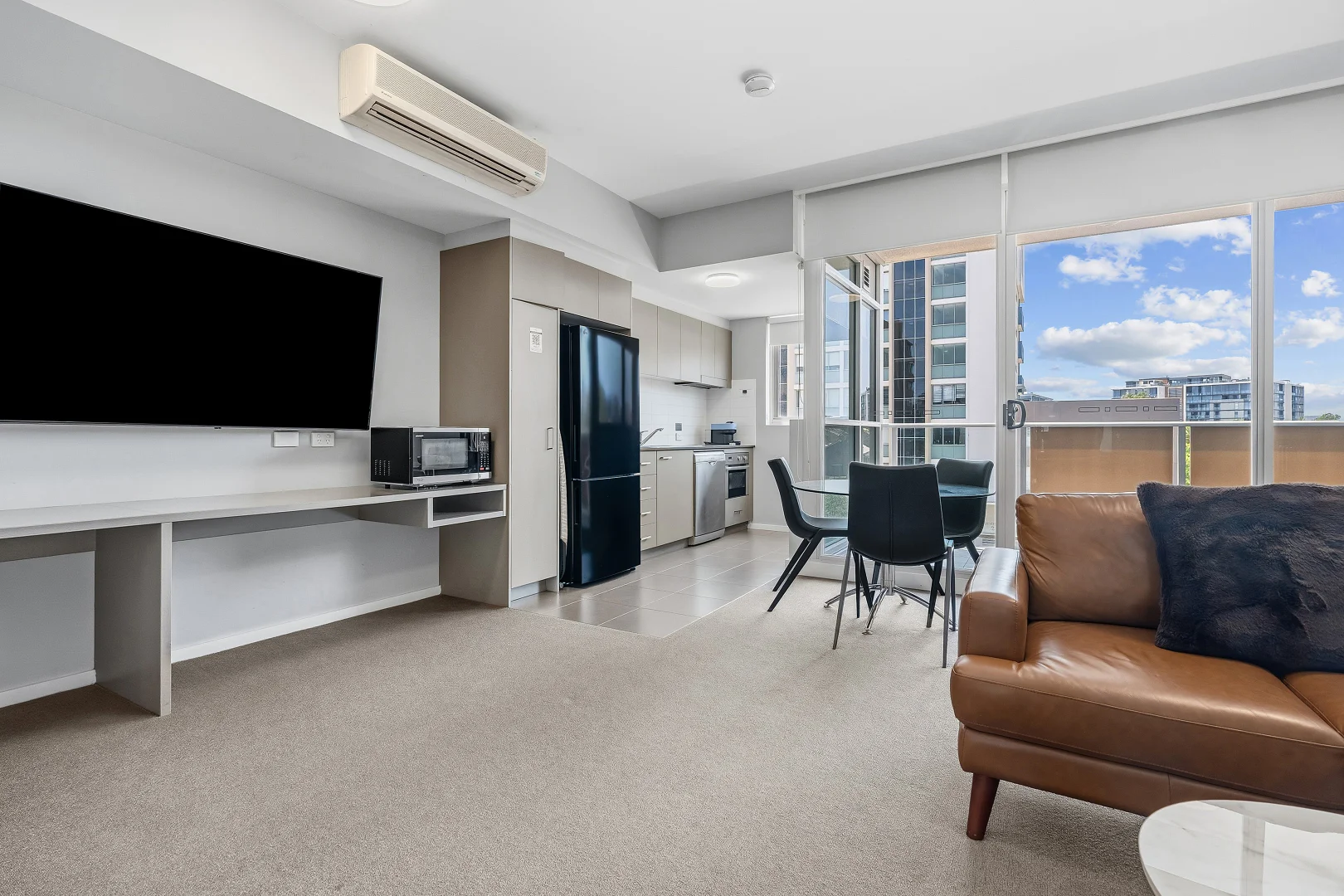 Additional image 4 of 207/14 Honeysuckle Drive, Newcastle NSW 2300