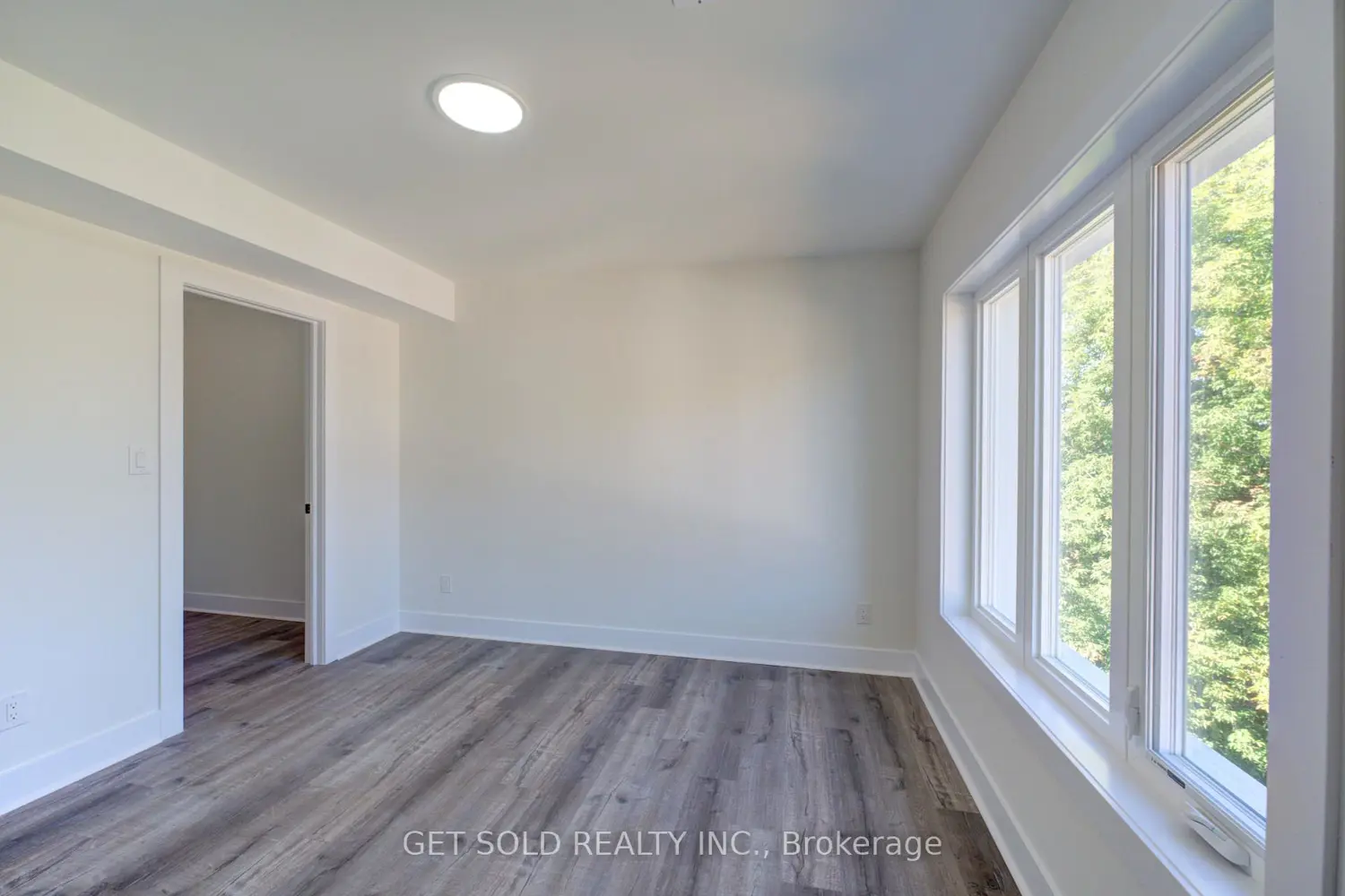 Additional image 16 of 6701 Thorold Stone Road 11