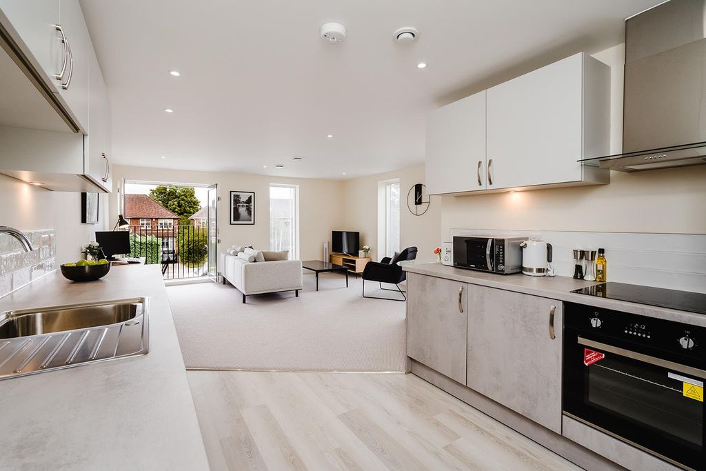 Additional image 2 of 1 bed flat to rentMilton Road, Cambridge CB4