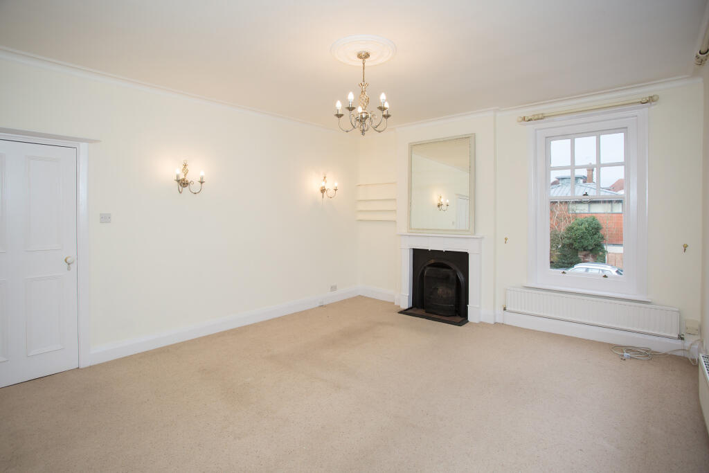 Additional image 5 of Hall Place Gardens, St Albans, Herts, AL1