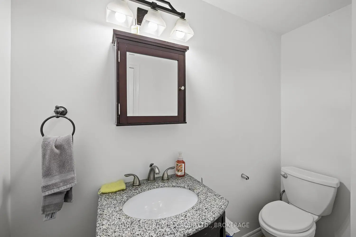 Additional image 17 of 1098 King Street 29