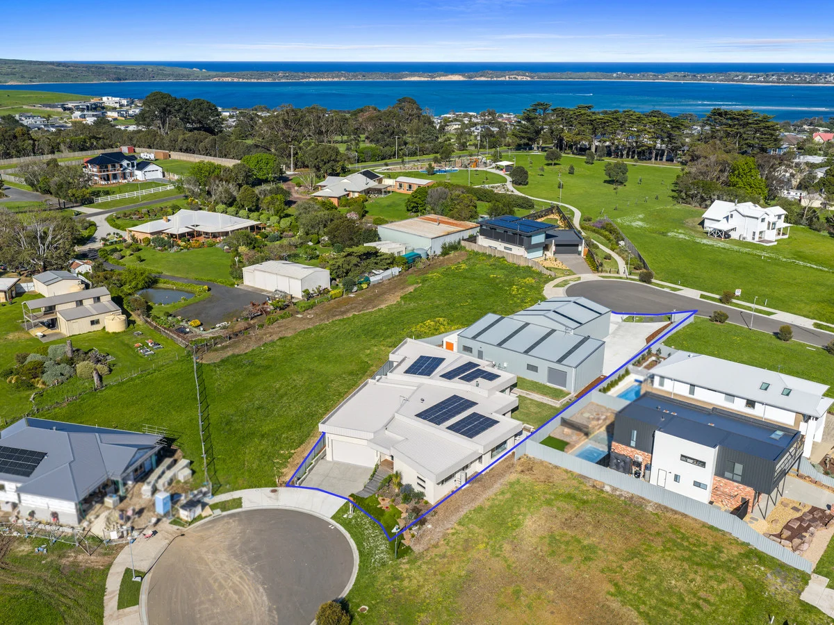 Additional image 33 of 4 Capella Court, San Remo VIC 3925