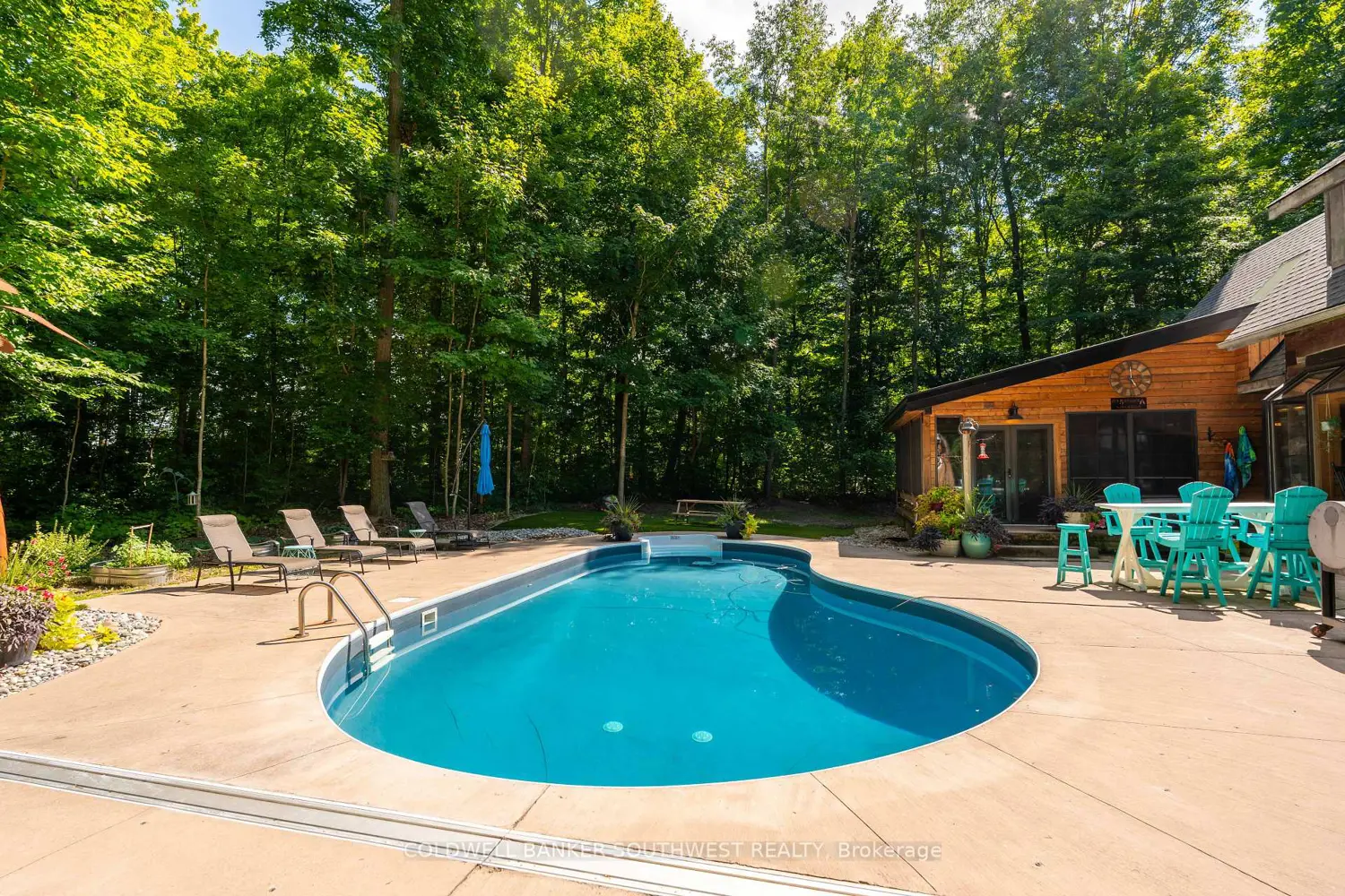 Additional image 13 of 5252 Egremont Road