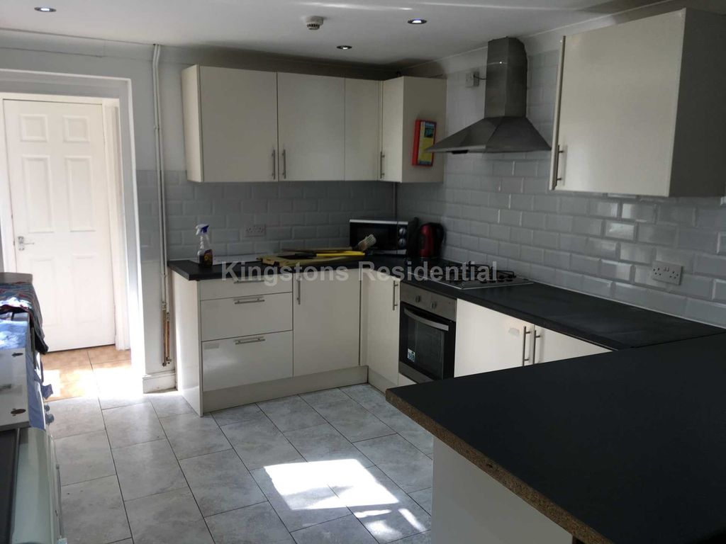 8 bed end terrace house to rentNorthcote Street, Cathays, Cardiff CF24