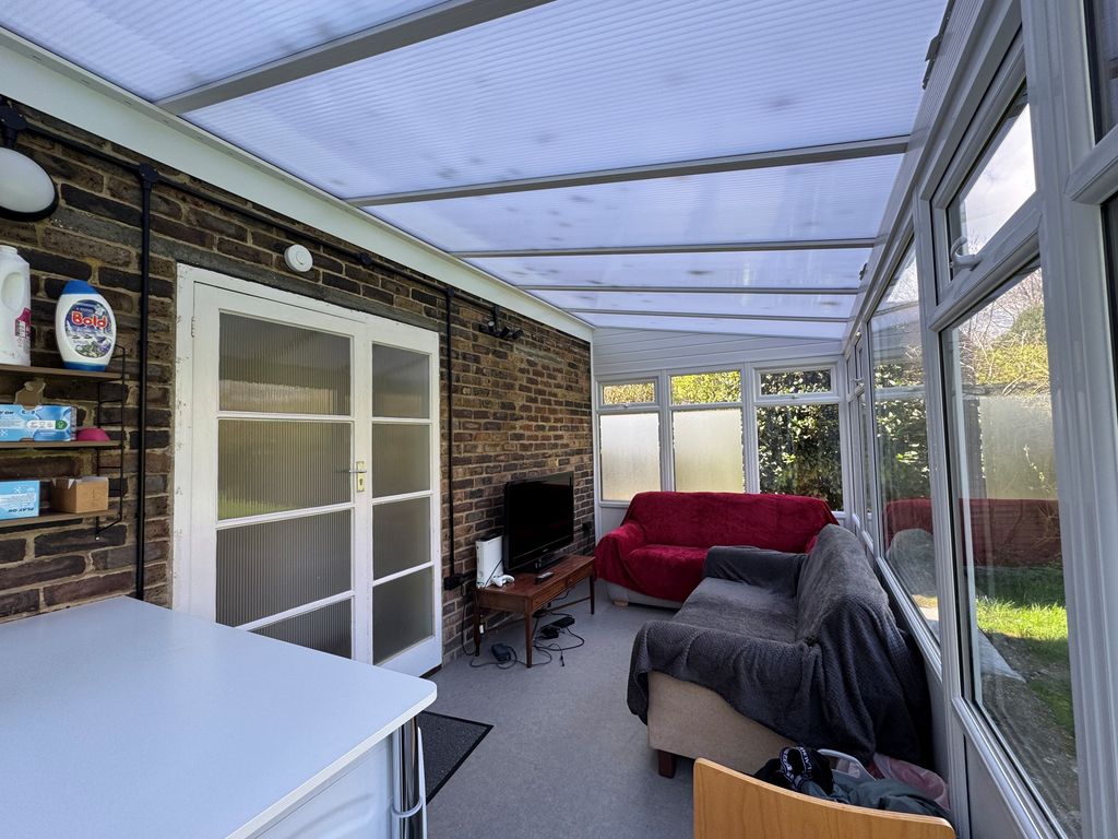 Additional image 9 of 5 bed property to rentUpton Road, Chichester PO19