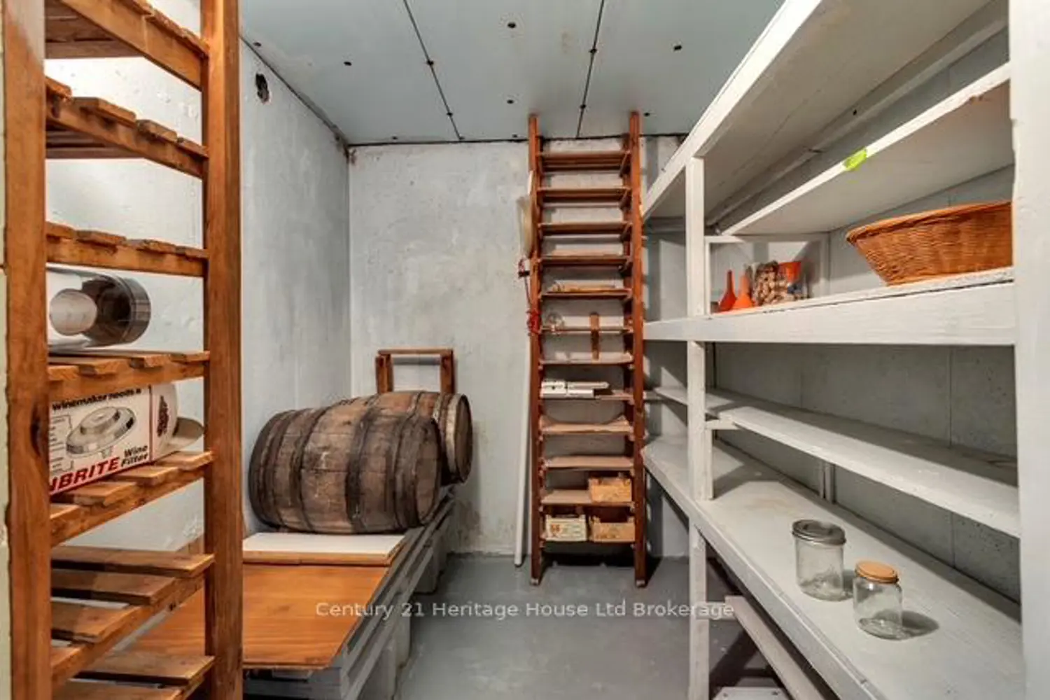 Additional image 12 of 5 Thomas Avenue