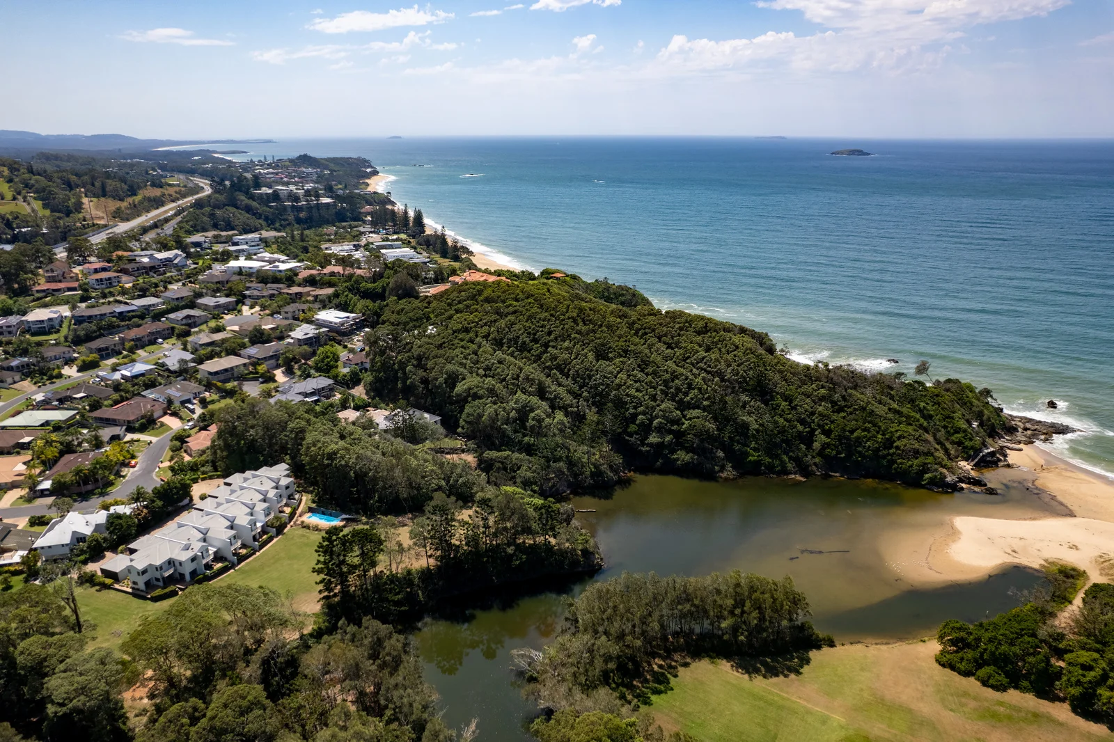 Additional image 16 of 1/10-14 Daintree Drive, Korora NSW 2450