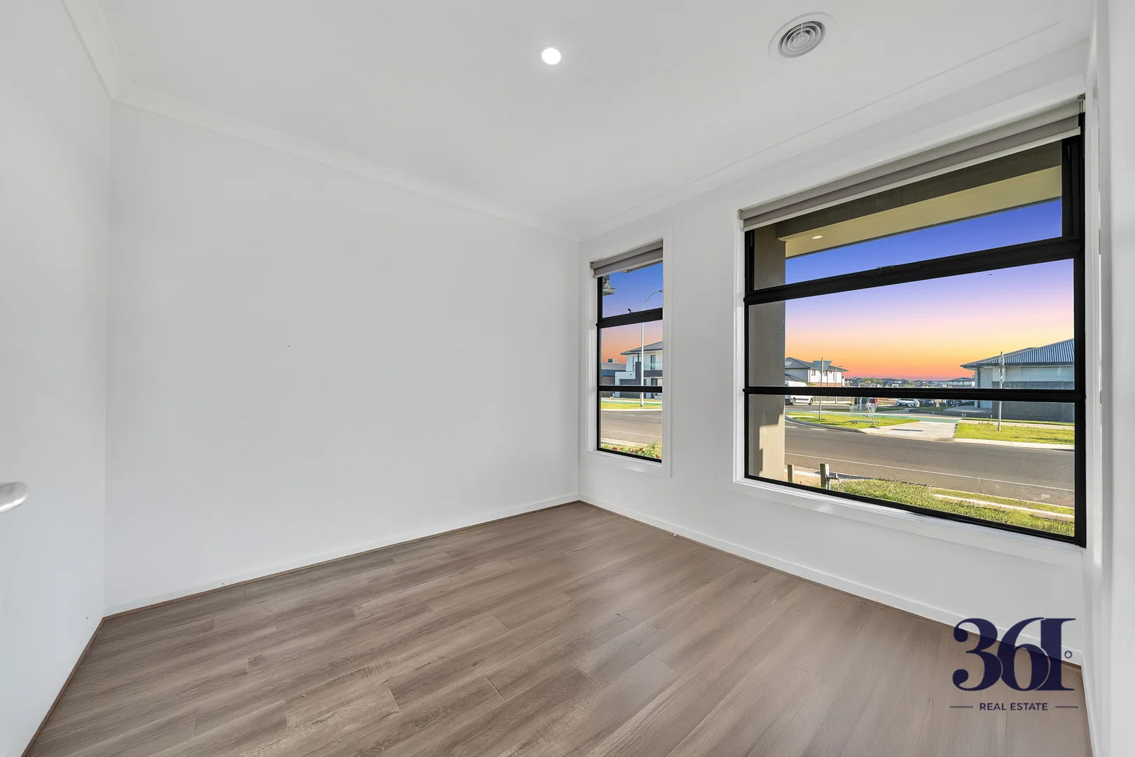 Additional image 14 of 100 Medallion Boulevard, Tarneit VIC 3029