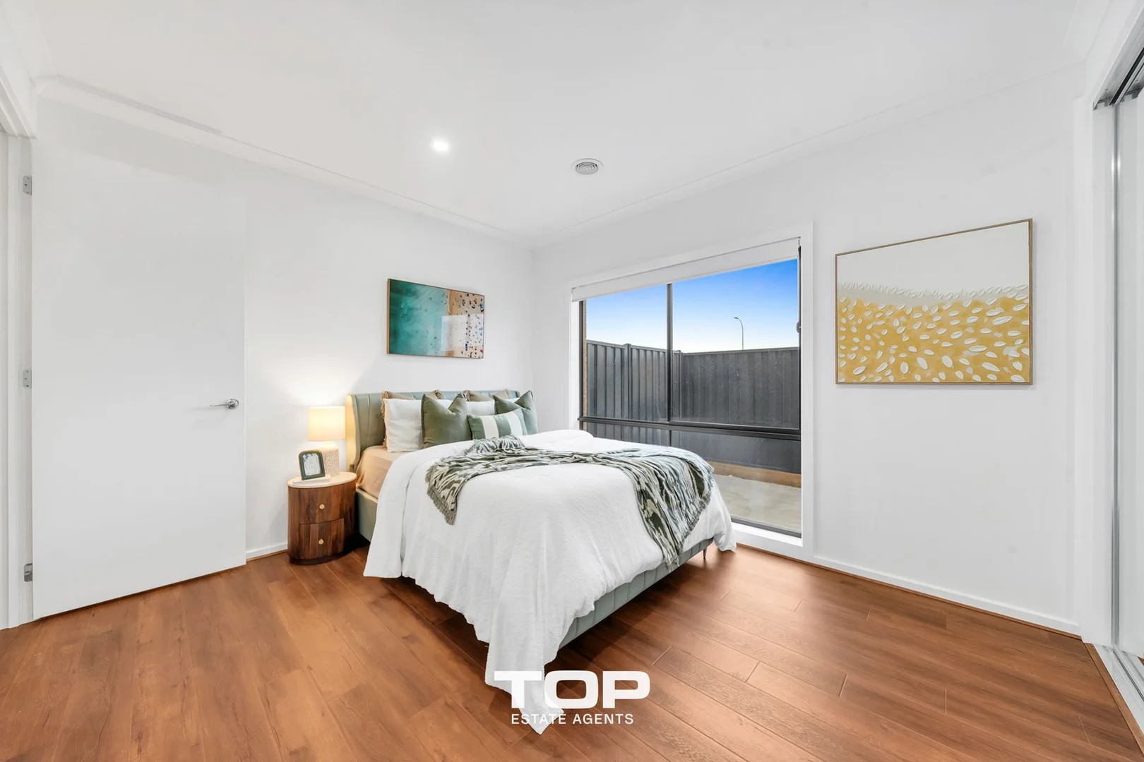 Additional image 24 of 32 Cavern Boulevard, Clyde North VIC 3978