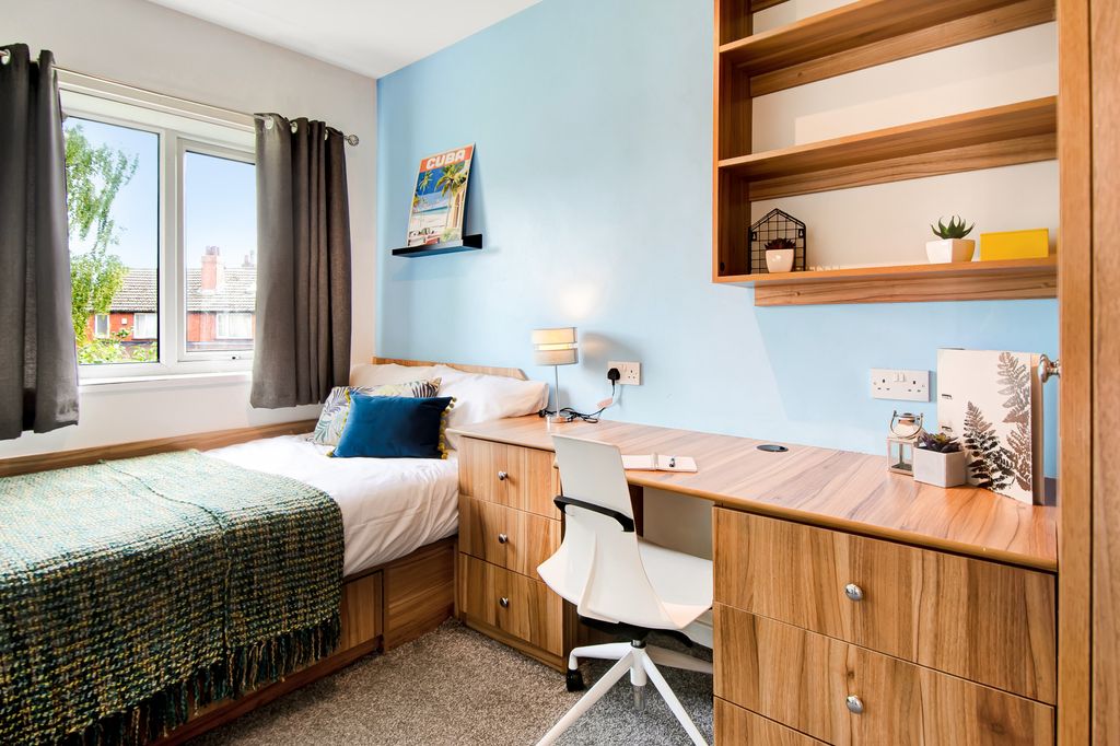 Additional image 7 of 4 bed shared accommodation to rentSt Annes Drive, Leeds LS4