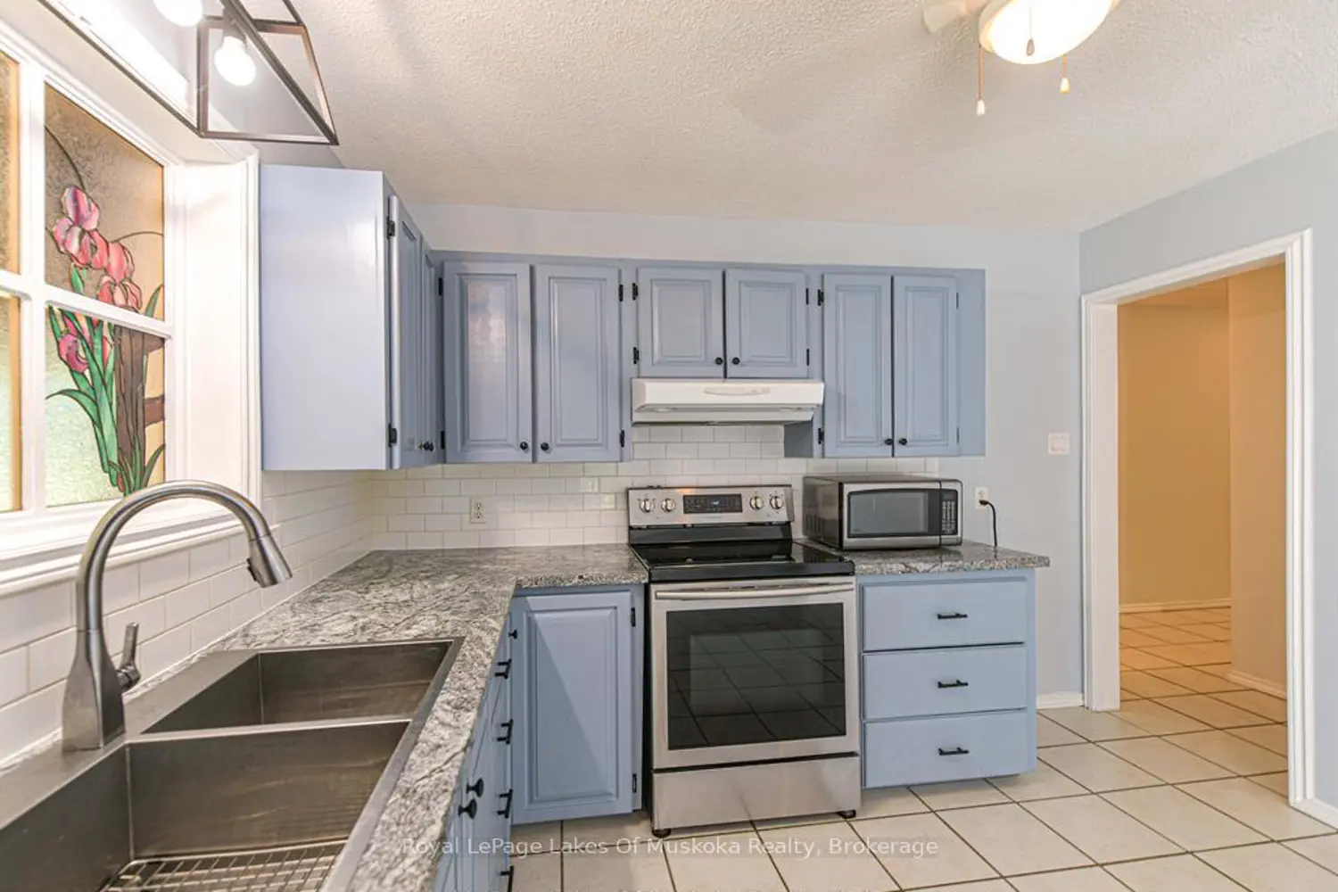 Additional image 19 of 115 Douglas Street