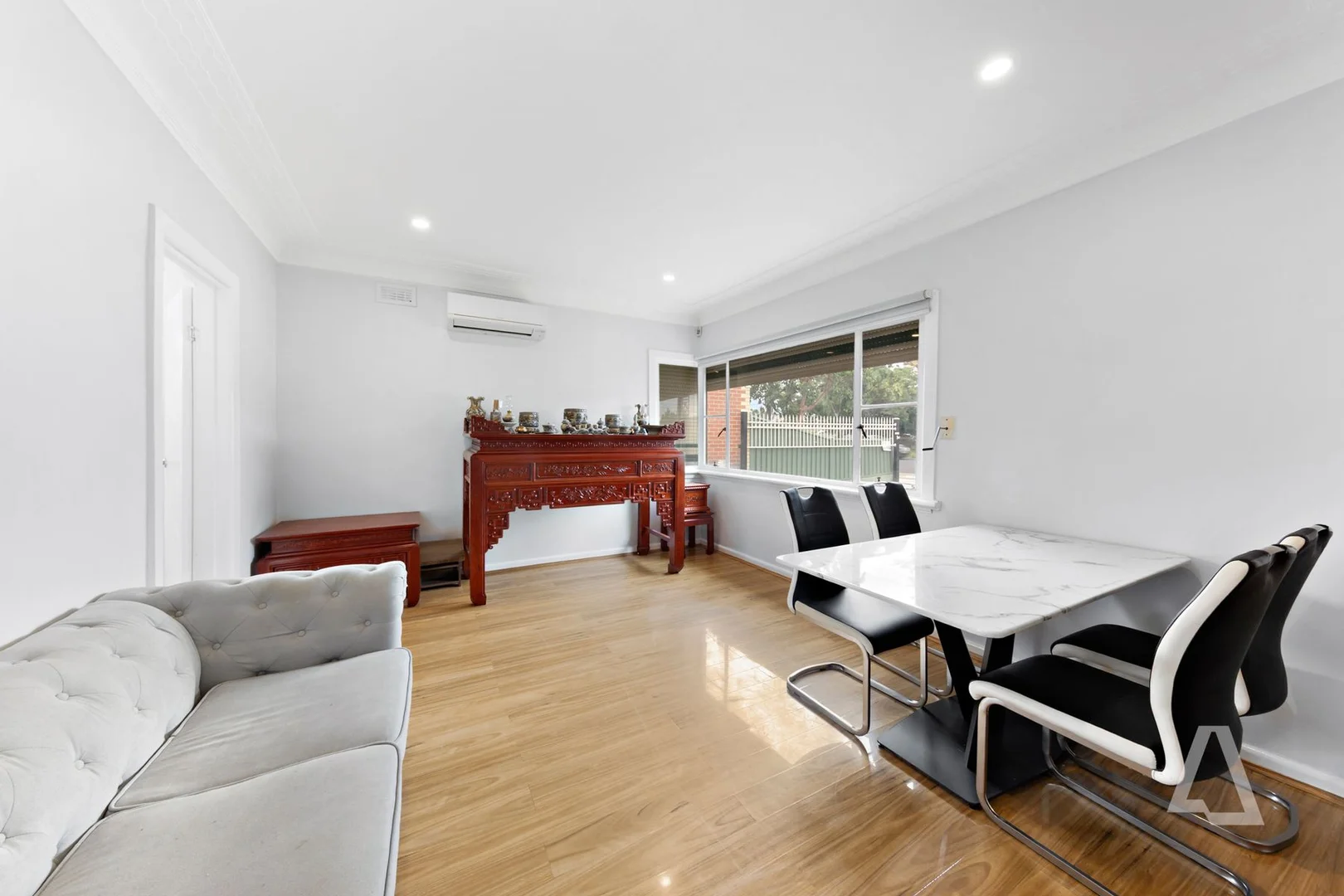 Additional image 10 of 303 Main Road East, St Albans VIC 3021