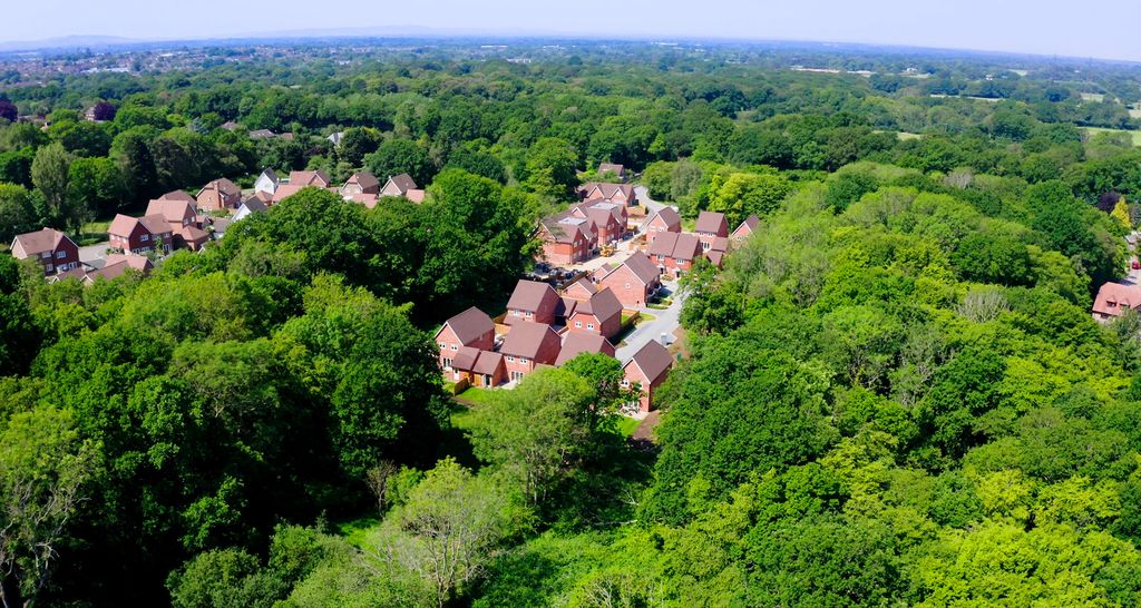 Additional image 2 of 3 bed detached house to rentMerrifield Lane, Burgess Hill RH15