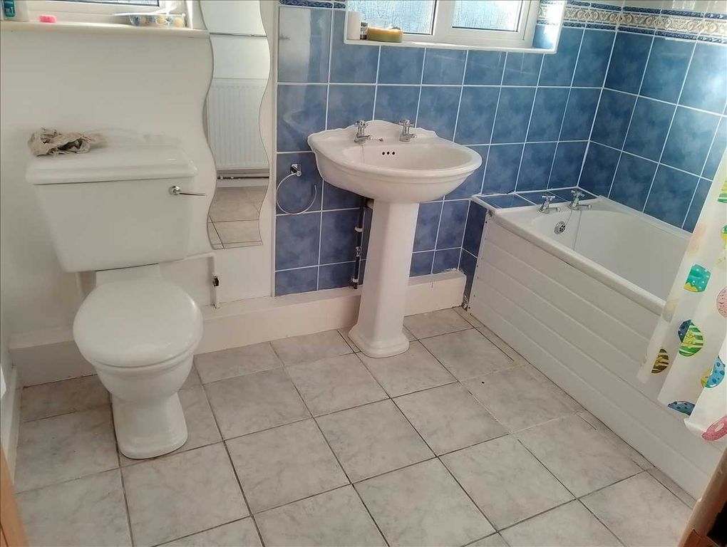 Additional image 7 of 3 bed semi-detached house to rentDynevor Avenue, Llandeilo SA19