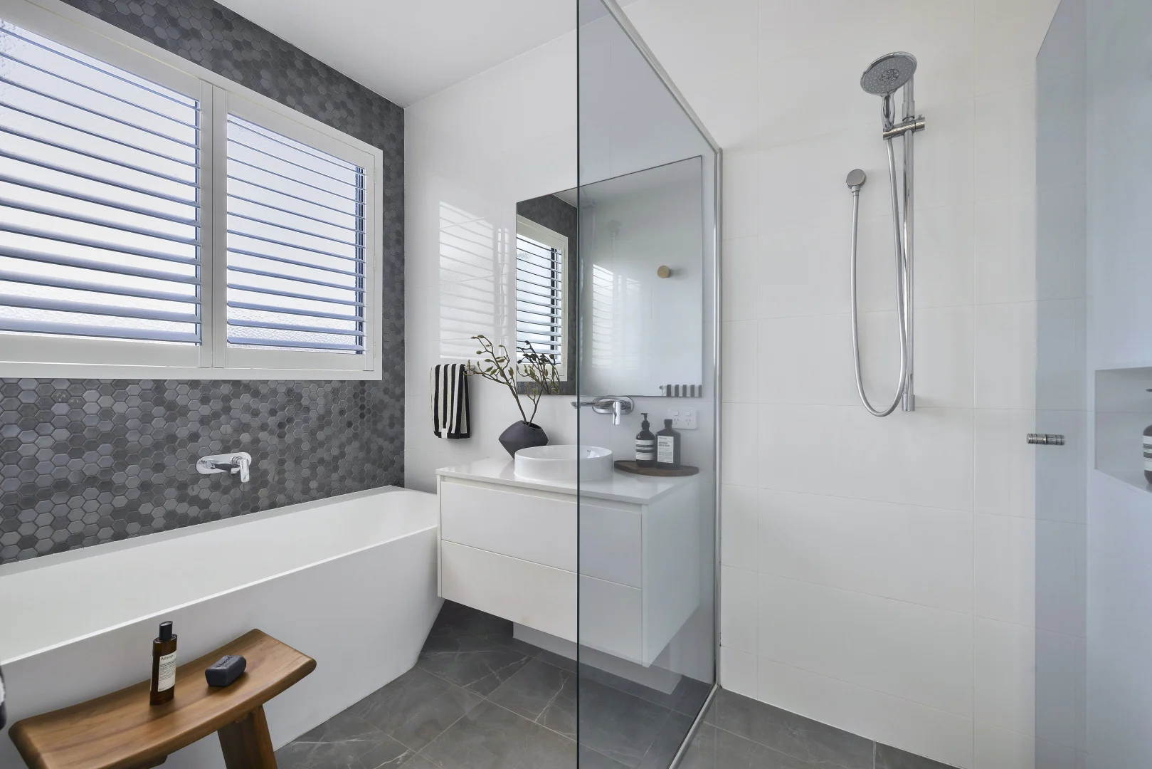 Additional image 15 of 1/12 Sheridan Park Avenue, Broadbeach Waters QLD 4218