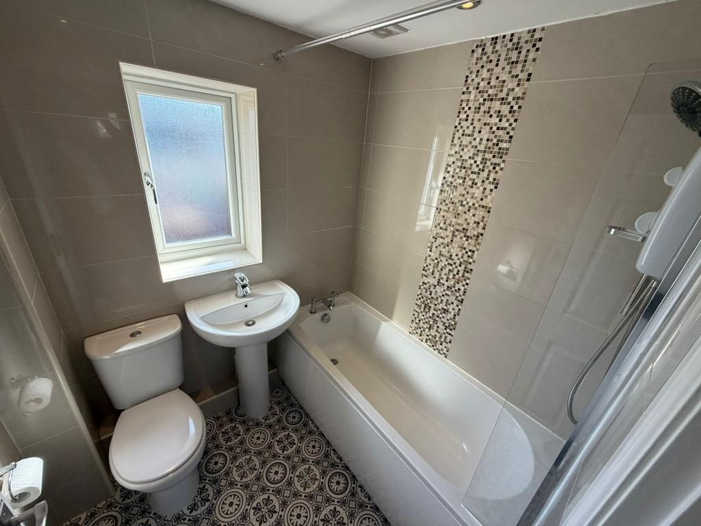 Additional image 17 of 3 bed semi-detached house to rent47 Clos Y Gelli, Llanelli, Carmarthenshire SA14