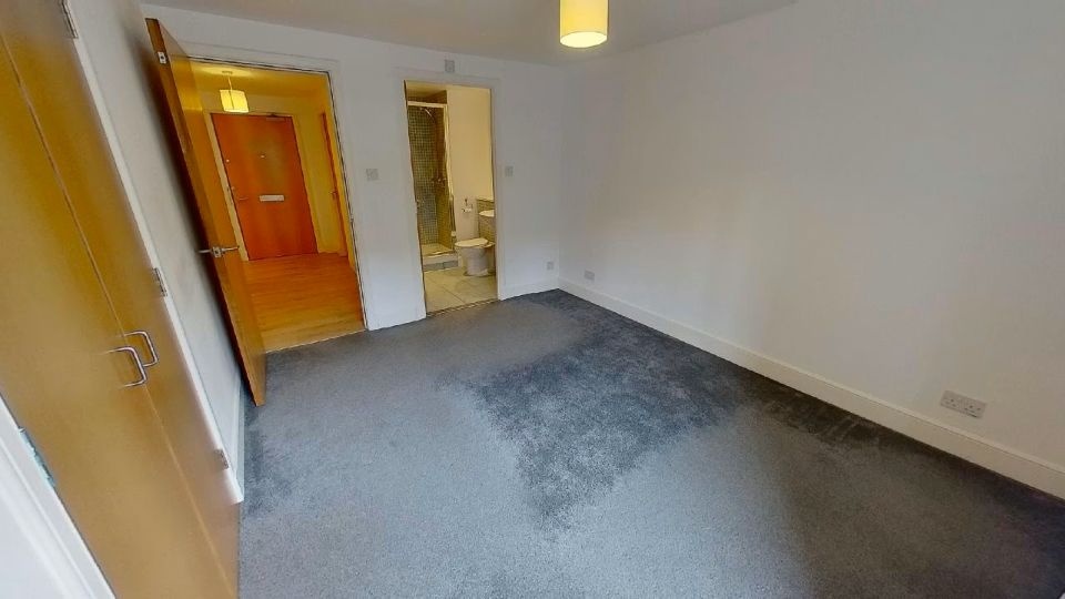 Additional image 5 of 2 Bed Flat, King St, EH6, N1 7GU