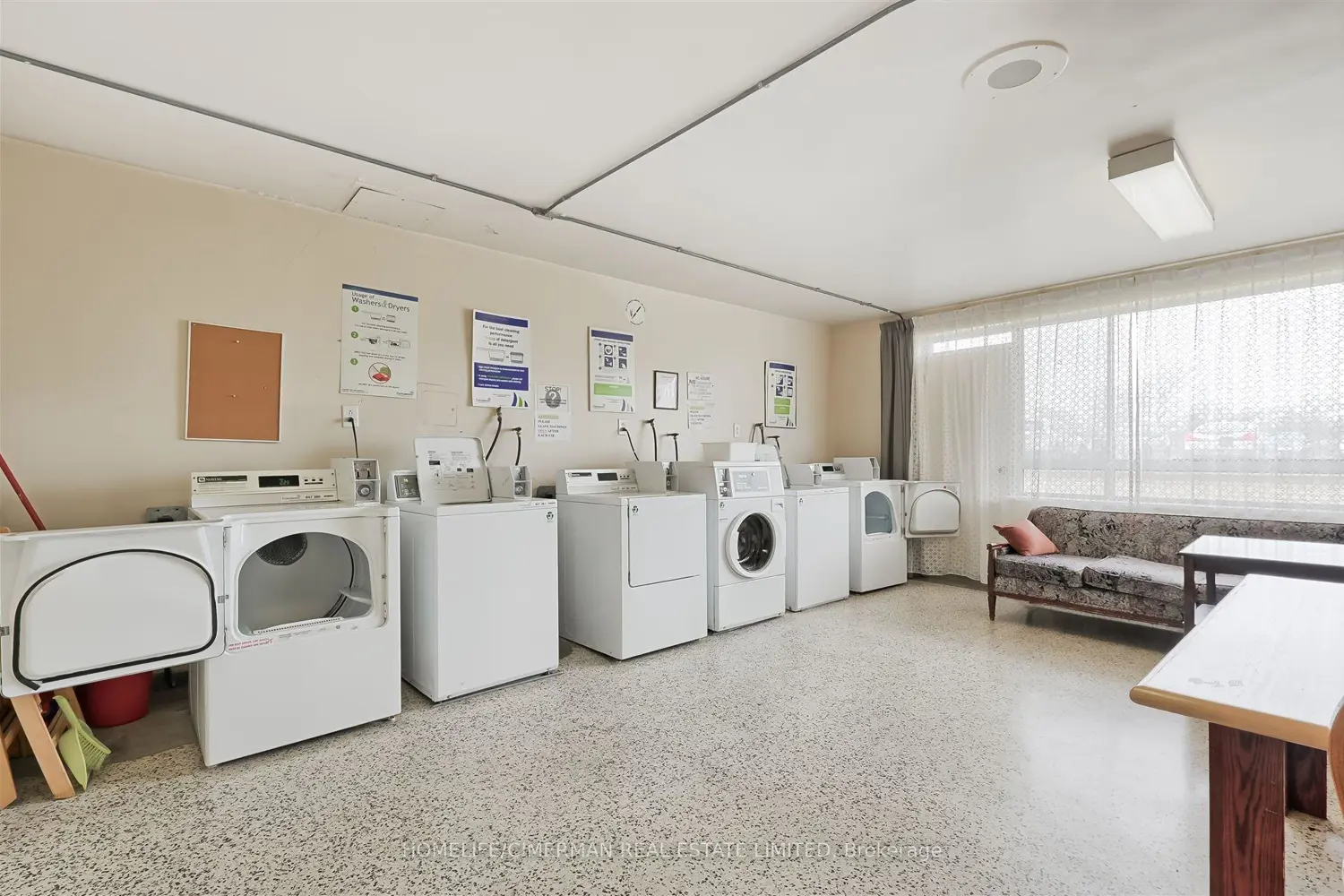 Additional image 20 of 346 The West Mall 309