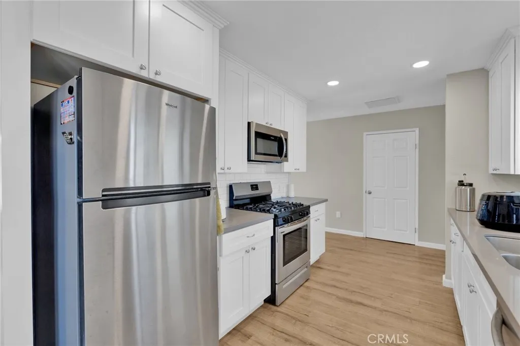 Additional image 47 of 581 Starlight Street, Barstow, CA 92311