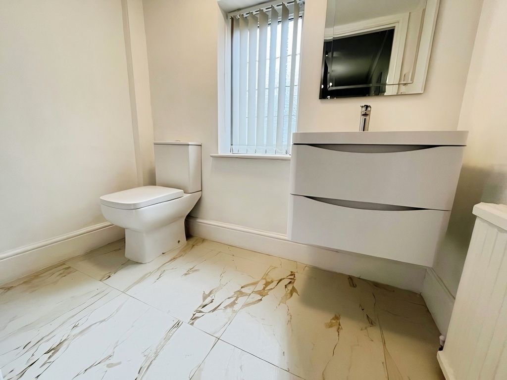 Additional image 11 of 3 bed detached house to rentHandforth Road, Wilmslow, Cheshire SK9