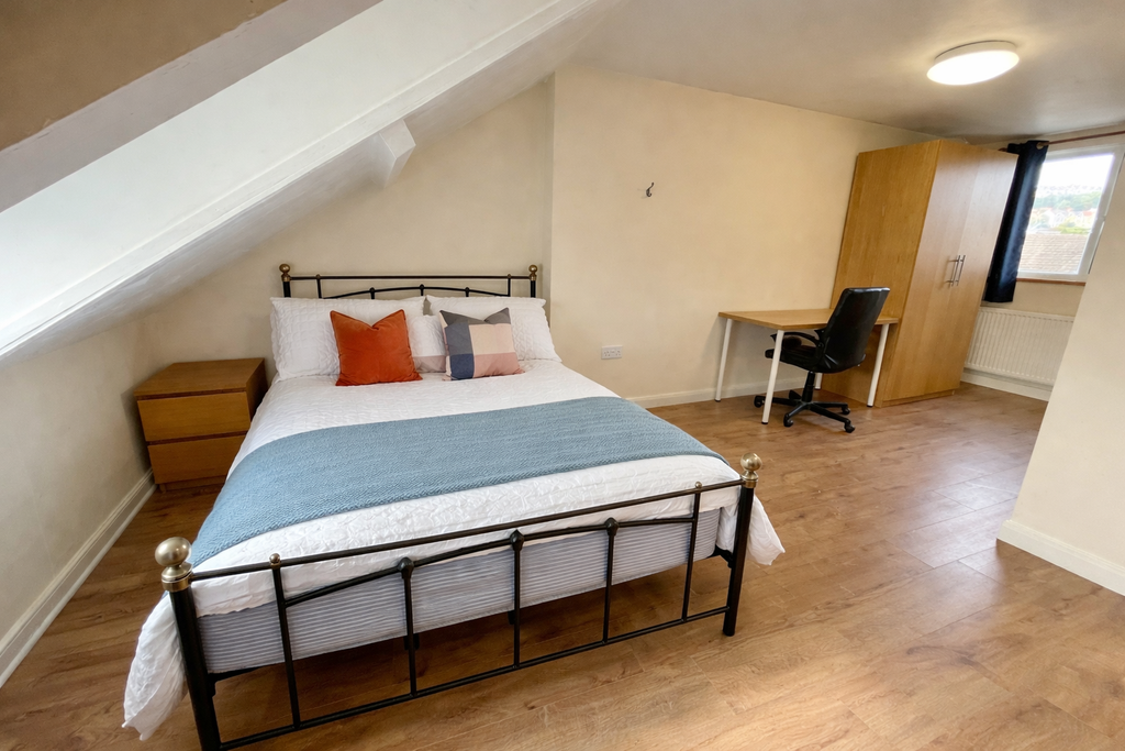 6 bed shared accommodation to rentRussell Street, Swansea SA1 photo 4
