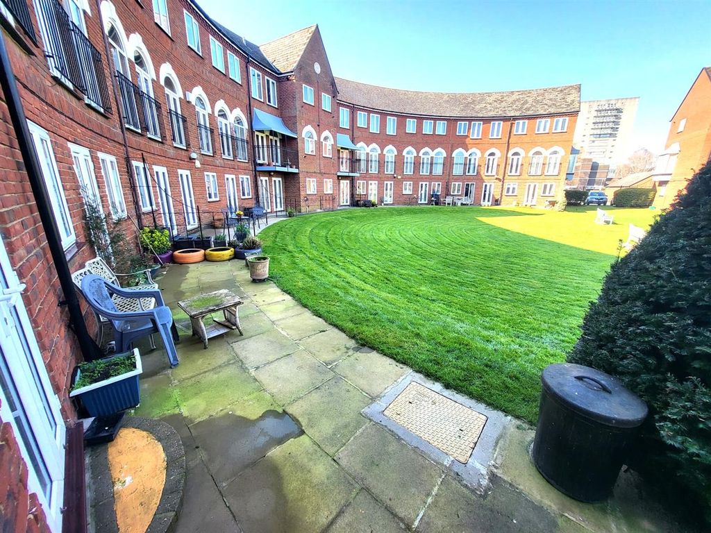 Additional image 19 of 3 bed flat to rentDuckmill Crescent, Bedford MK42
